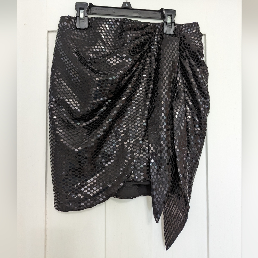 DO+BE sequin skirt